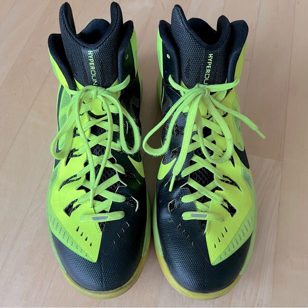 Nike Hyperdunk 2014 Volt / Black Sneakers - Picture 1 of 16